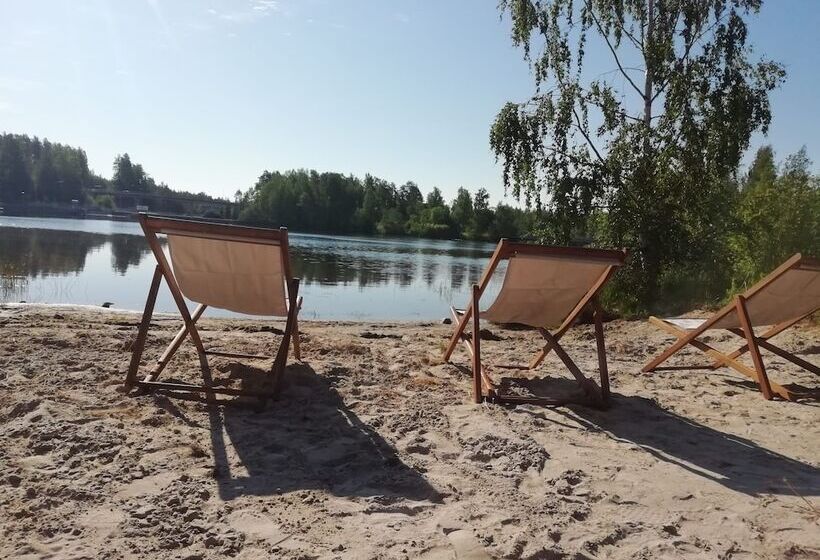 مبيت وإفطار Varjola Holiday Center