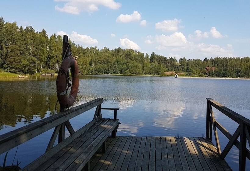 민박 Varjola Holiday Center