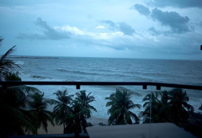 مبيت وإفطار Vijaya Varma Beach Resort