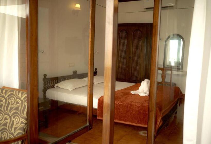 ベッドアンドブレックファースト Vijaya Varma Beach Resort