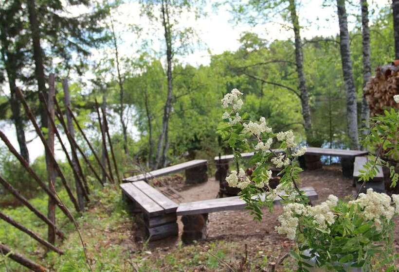 ベッドアンドブレックファースト Wanha Autti Camping Rovaniemi