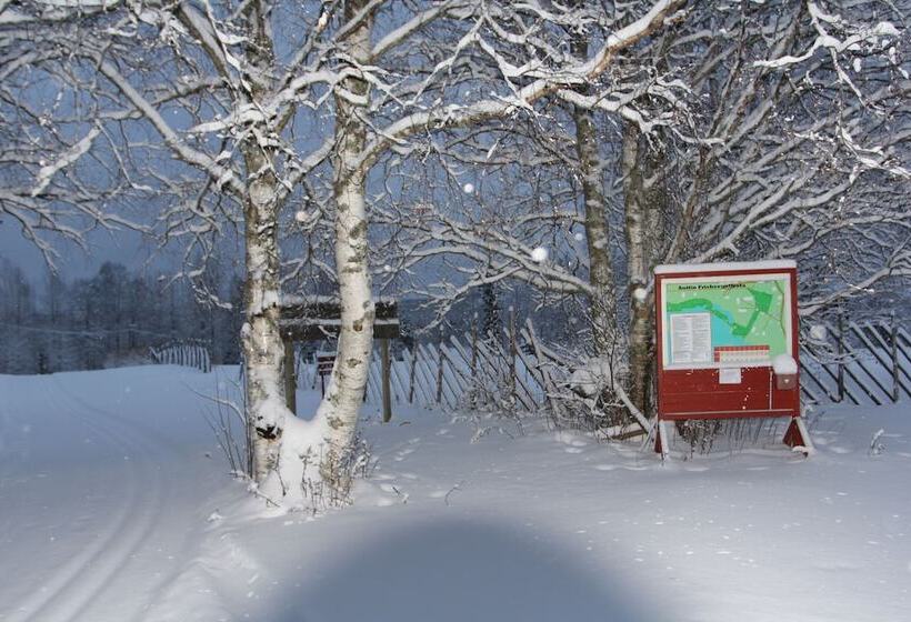 צימר Wanha Autti Camping Rovaniemi