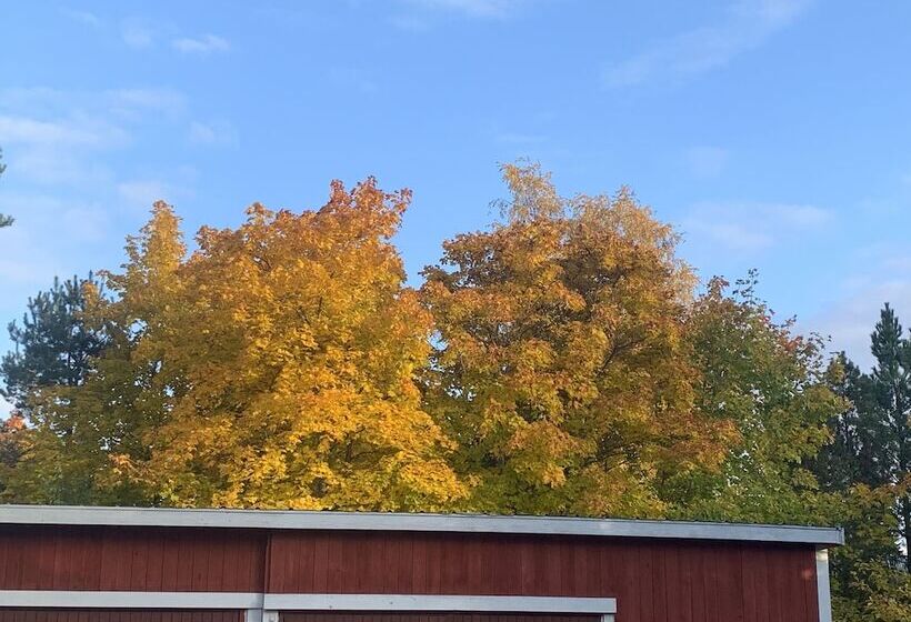 مبيت وإفطار Wanhan Apteekin Majatalo