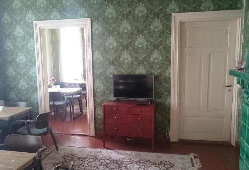 مبيت وإفطار Wanhan Apteekin Majatalo