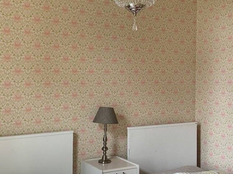 مبيت وإفطار Wanhan Apteekin Majatalo