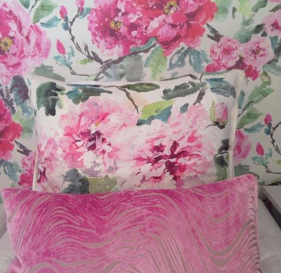 Bed and Breakfast The Riverside Logies & Restaurant