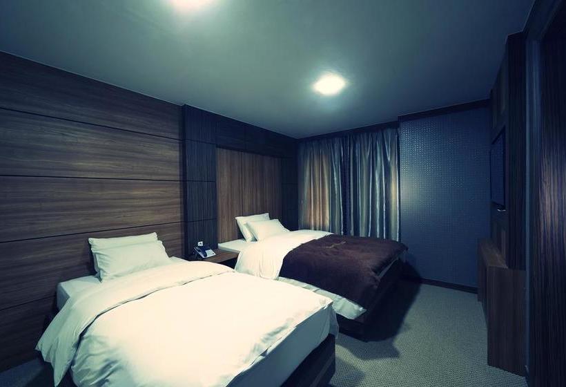 酒店 Benikea Premier  Siheung