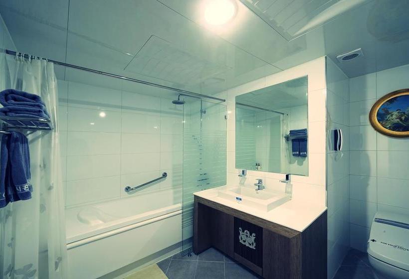 ホテル Benikea Premier  Siheung