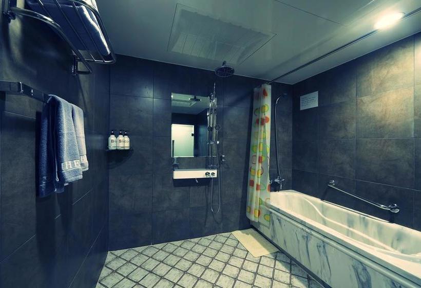 ホテル Benikea Premier  Siheung