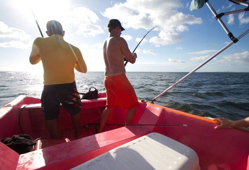 Buena Onda Beach Resort