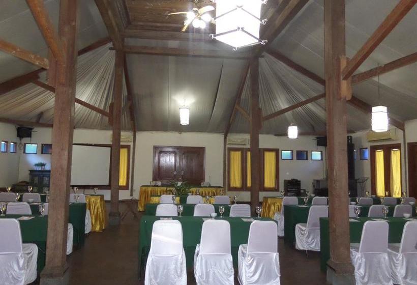 בית מלון כפרי Bukit Daun  And Resort