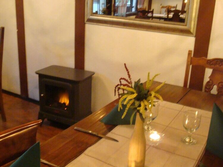 Cronin S Guesthouse Bed & Breakfast
