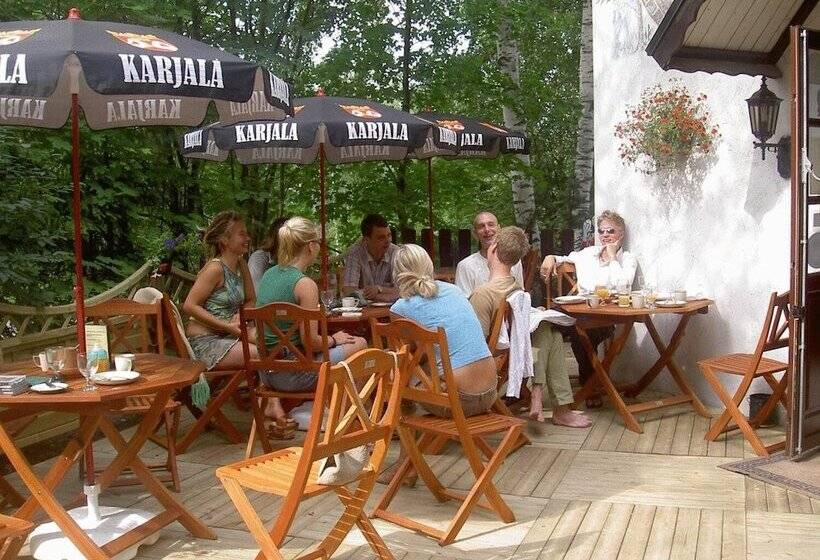 Cronin S Guesthouse Bed & Breakfast