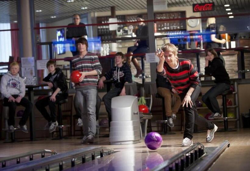 Отель Alvariini