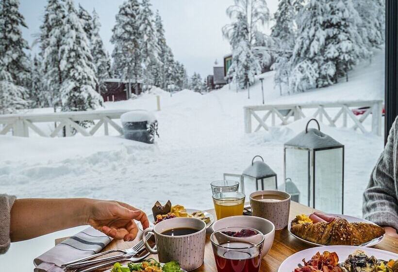 ホテル Arctic Treehouse