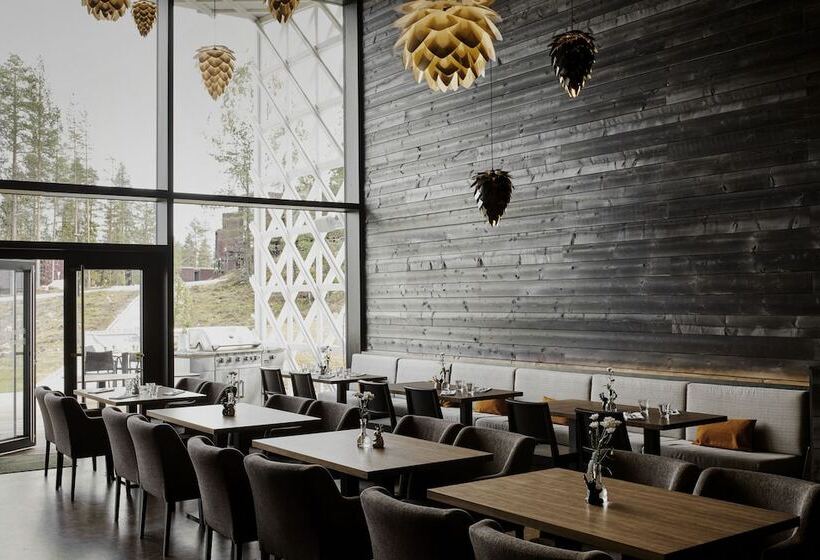 ホテル Arctic Treehouse