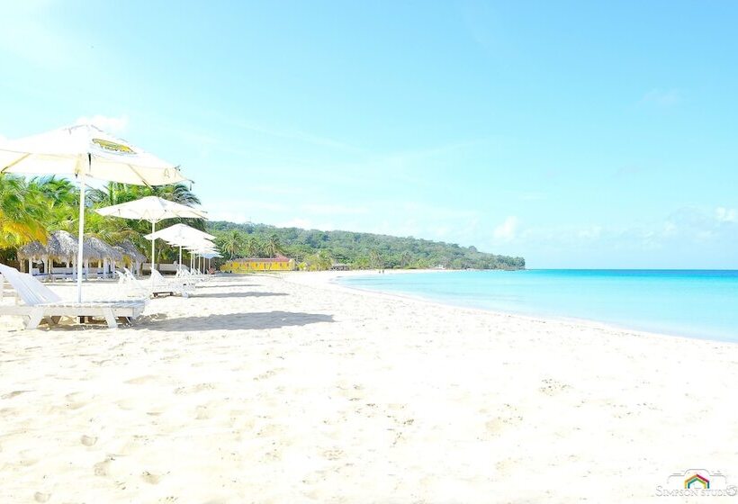 ホテル Arenas Beach