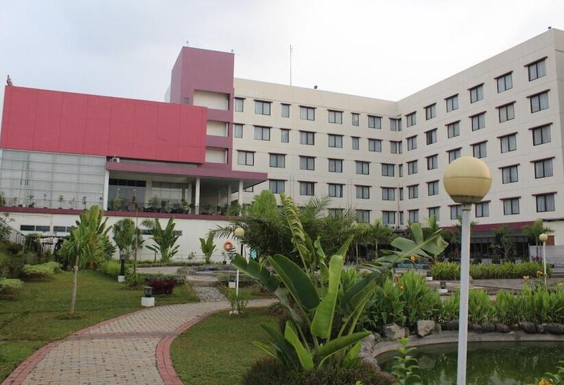 فندق Asialink Premier