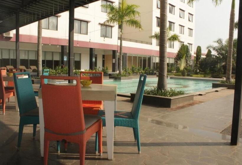 فندق Asialink Premier