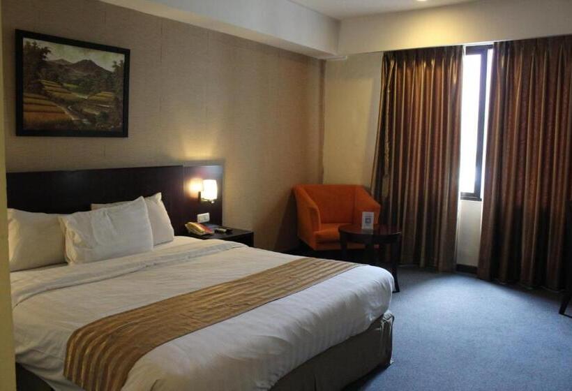 فندق Asialink Premier