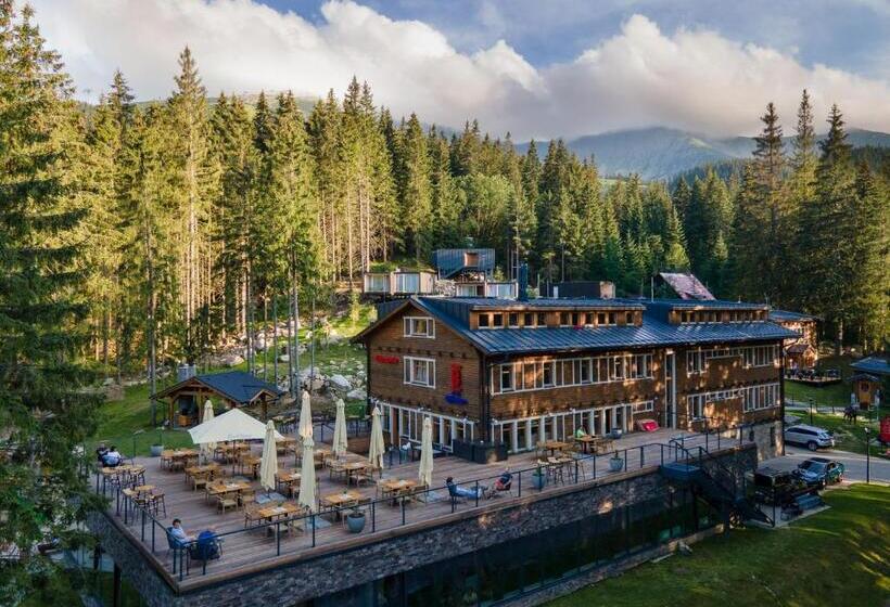 Отель Björnson Jasná & Björnson Tree Houses