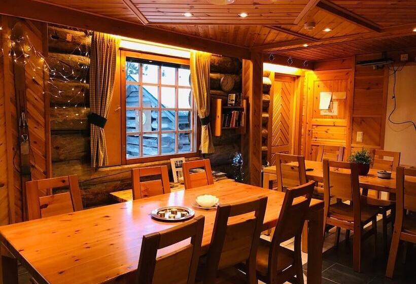 ホテル Li Vuorikelo