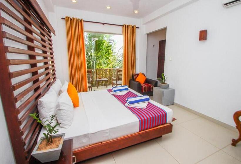 Отель Dickwella Beach