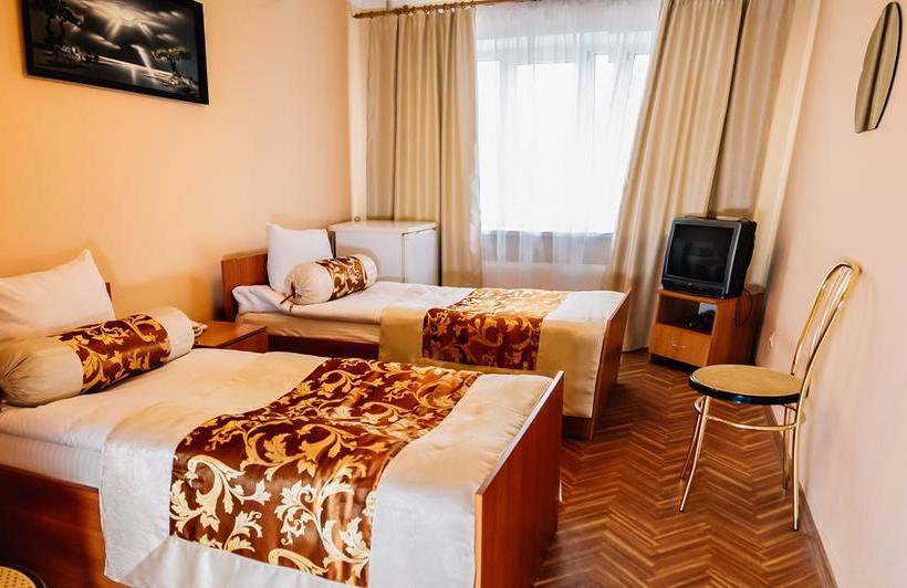 هتل Dniprovski Zori