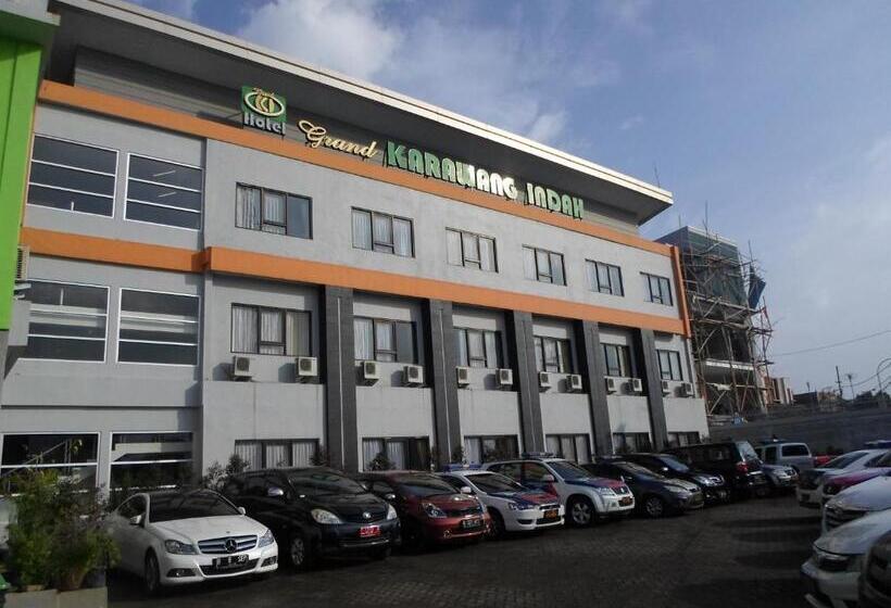 Отель Grand Karawang Indah