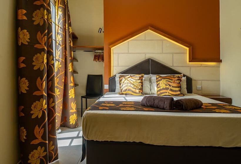 هتل Illogga Boutique