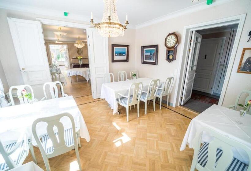 酒店 Karolineburg Manor House