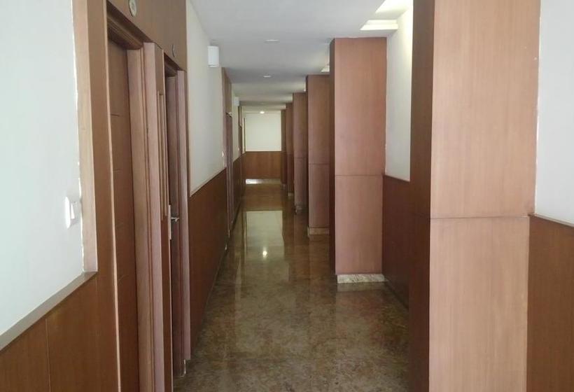 هتل Kra