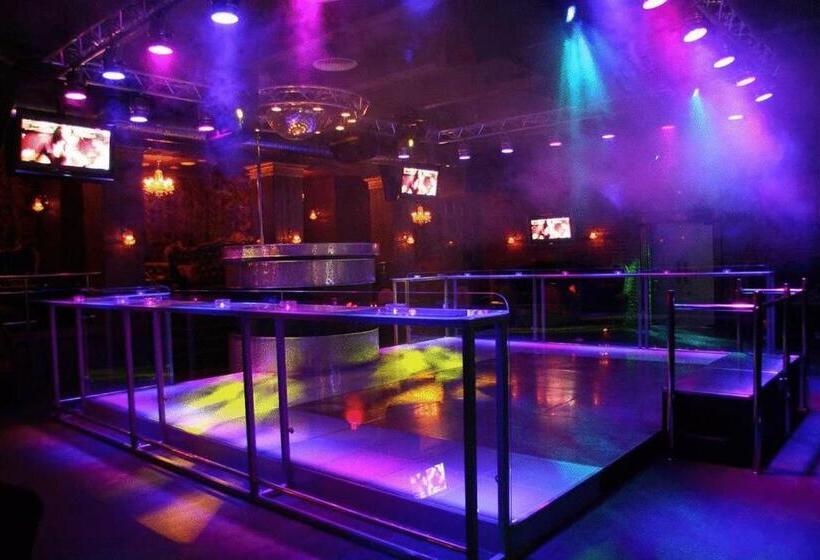 בית מלון כפרי Kremin