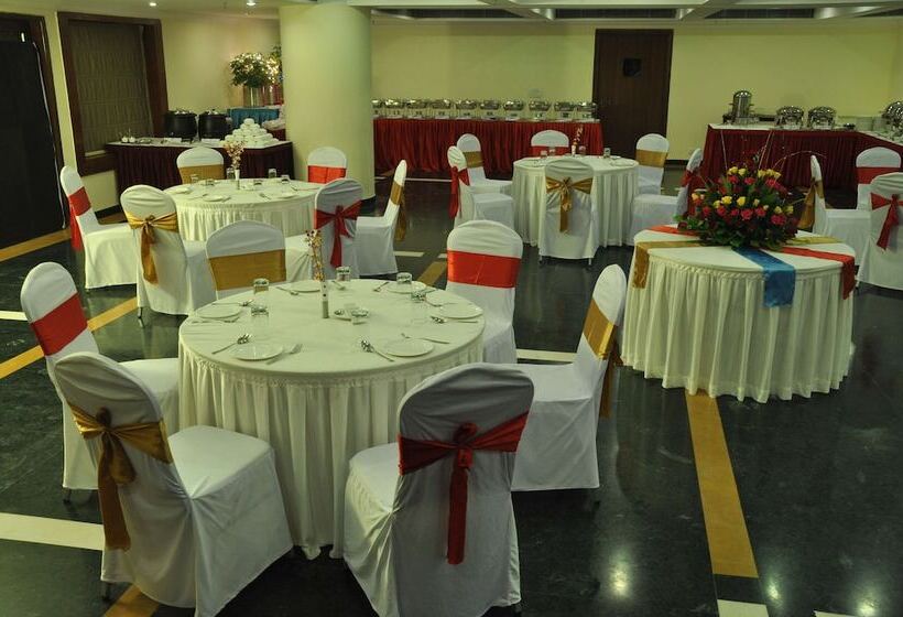 فندق Le Lac Sarovar Portico Ranchi