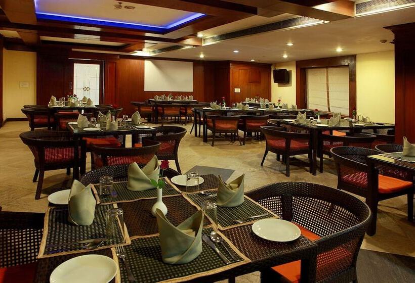 فندق Le Lac Sarovar Portico Ranchi