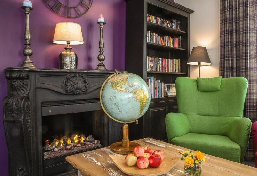 ホテル Li Hiljahelena