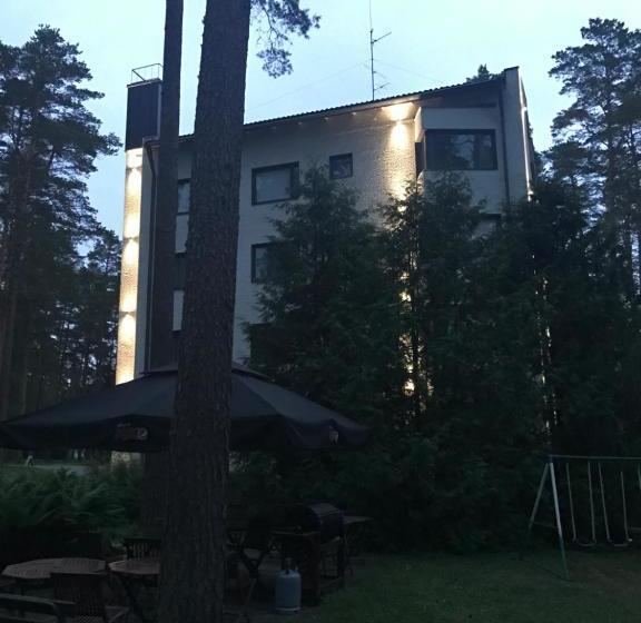 فندق Li Mäntylinna