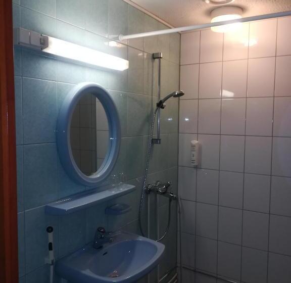 فندق Li Pogostan Hovi