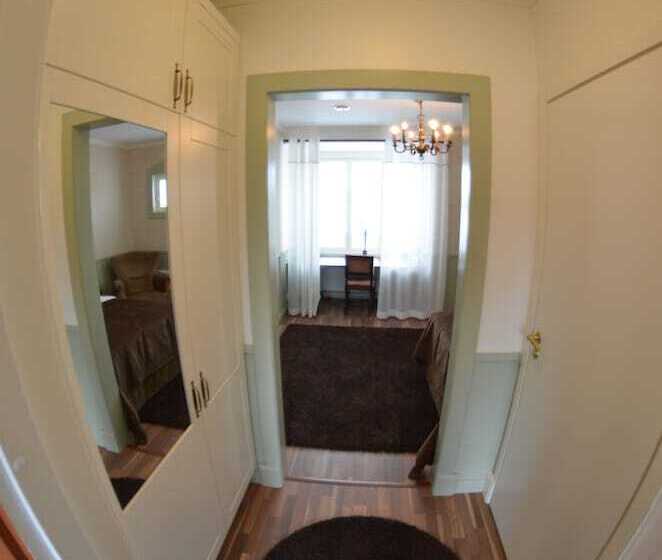 ホテル Liravintola Alma