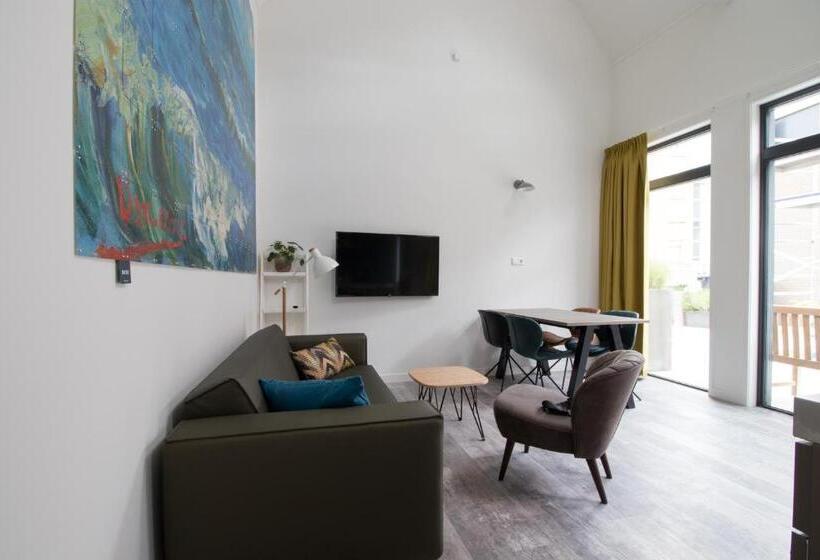 Отель Loskade 45