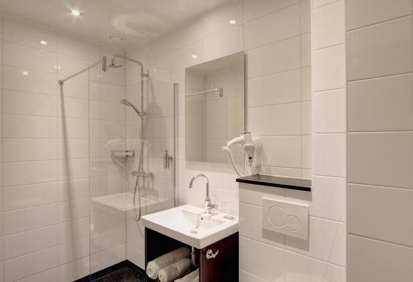 Отель Loskade 45