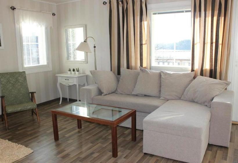 בית מלון כפרי Lyhdyn Tila