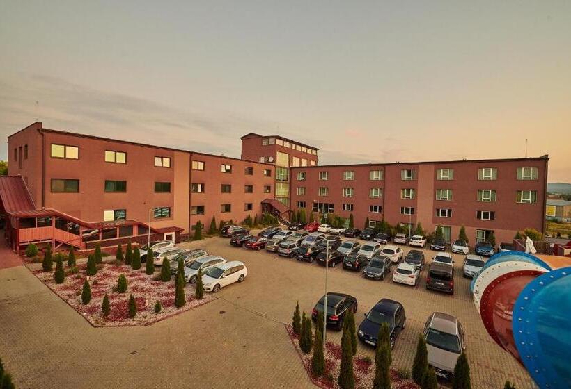 فندق Miraj Resort