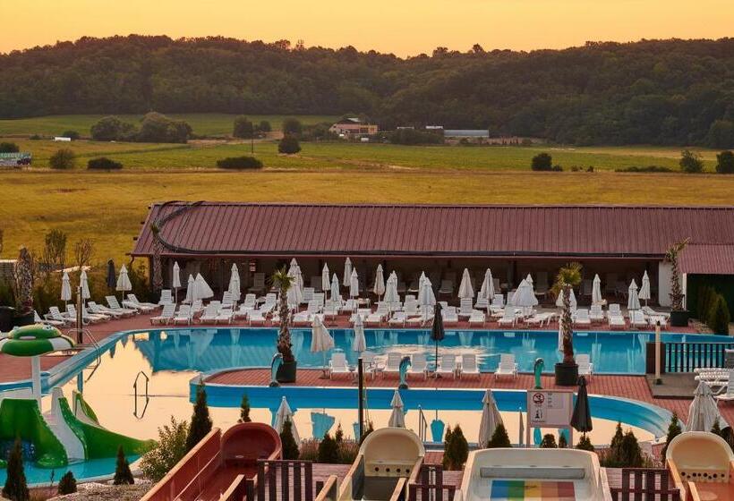 فندق Miraj Resort