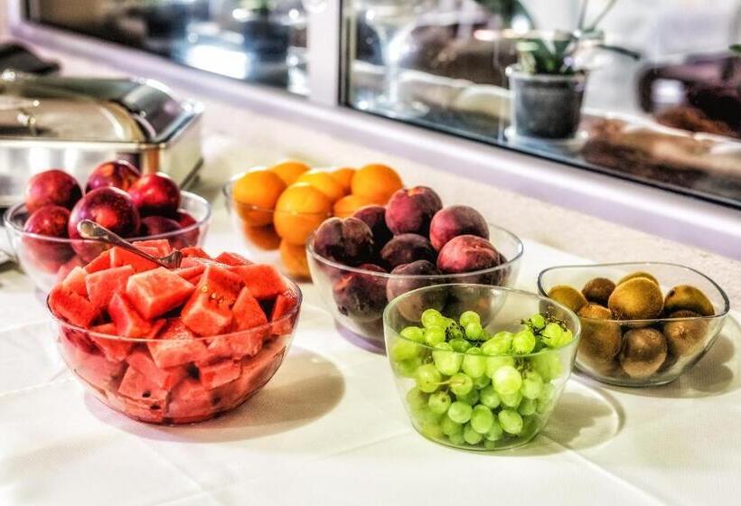 فندق Miraj Resort