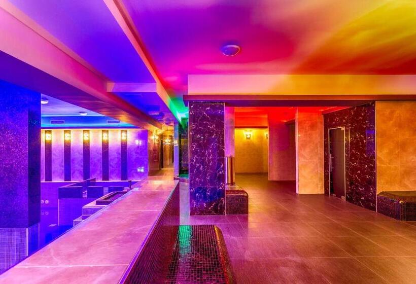 فندق Miraj Resort