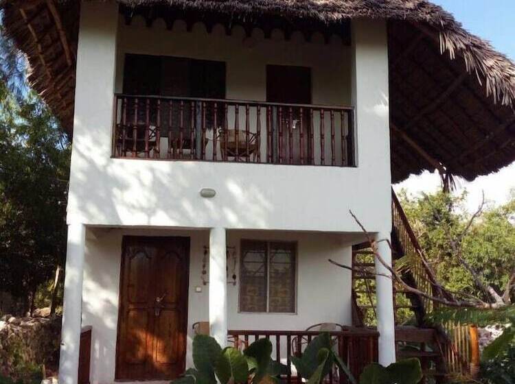Отель Mnana Lodge Kizimkazi