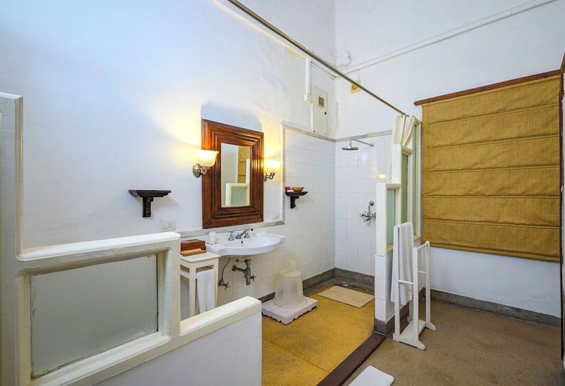 Отель Neemrana S Baradari Palace