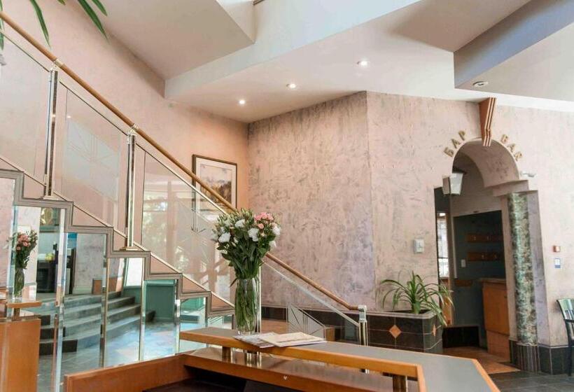 هتل Optima Kremenchuk