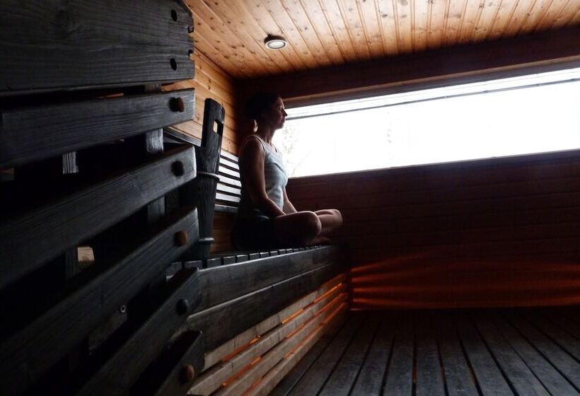 בית מלון כפרי Oravi Apartments